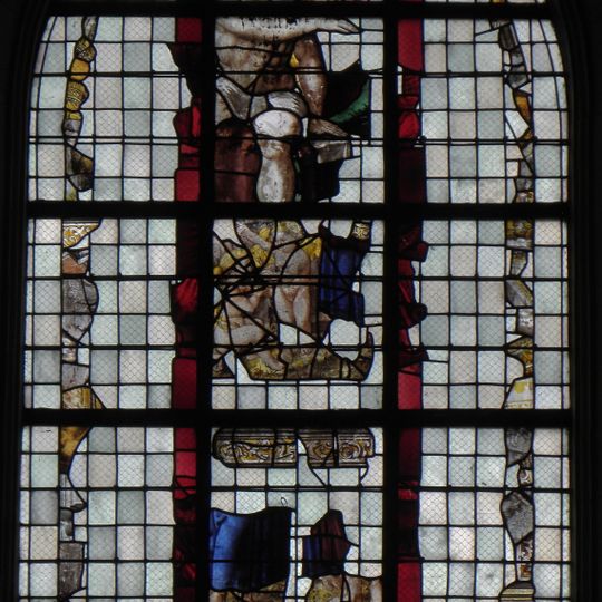 Baie 04 de la collégiale Sainte-Marie-Madeleine de Champeaux