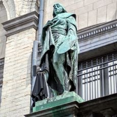 Statua