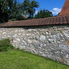 Kirchhofbefestigung Kirchplatz 2 (D-5-74-145-7#1)