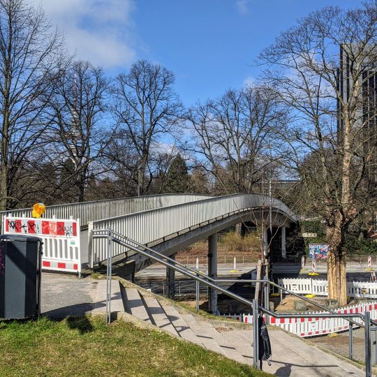 Dag-Hammarskjöld-Brücke
