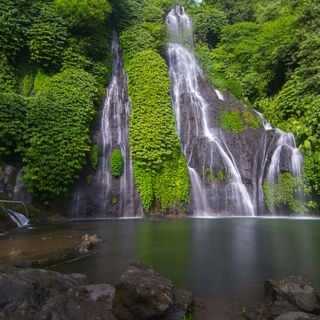 Cachoeiras Gêmeas de Banyumala