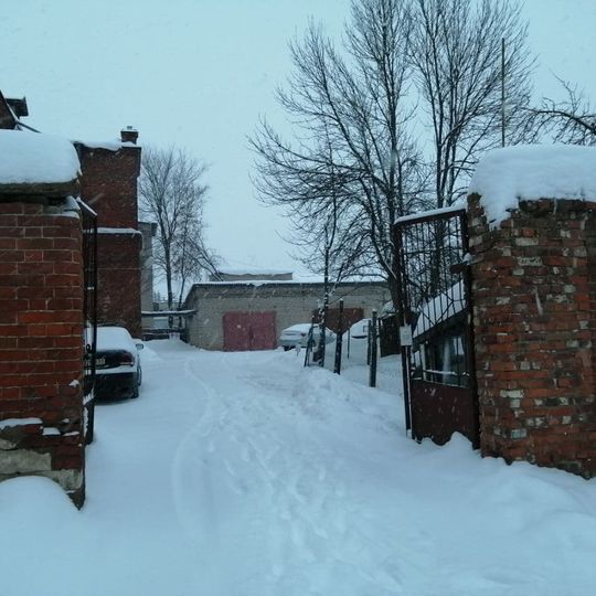 Ограда с воротам и калиткой