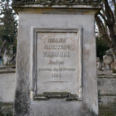 Ev. cintorín Kozia brána, náhrobník