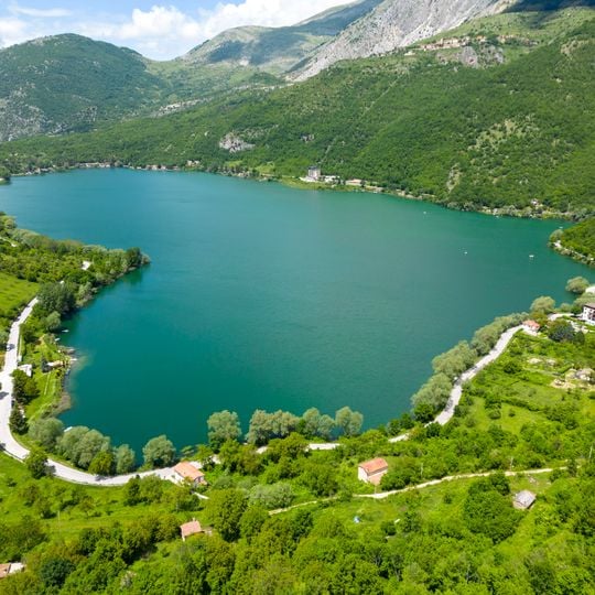 Lago de Scanno