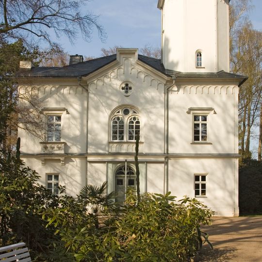 Einzeldenkmal der Sachgesamtheit Stadtpark Hainichen: Villa, heute Gellertmuseum Oederaner Straße 10