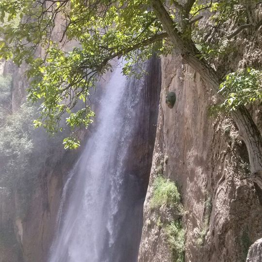 Shahandasht Waterfall