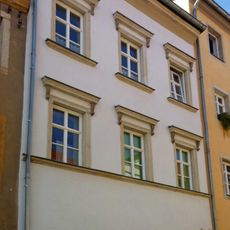 Wohnhaus in geschlossener Bebauung Mittelstraße 9