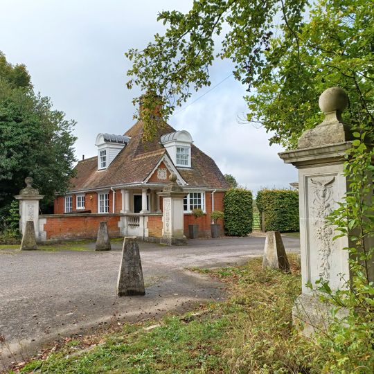 The Lodge, Gate Piers And Flanking Walls, Carmel College