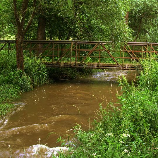 Můstek přes Brzinu jižně od Smetákova mlýna