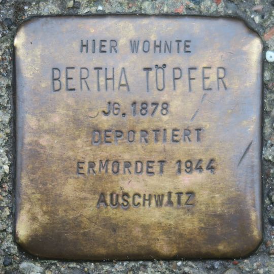 Stolperstein en memoria de Bertha Töpfer