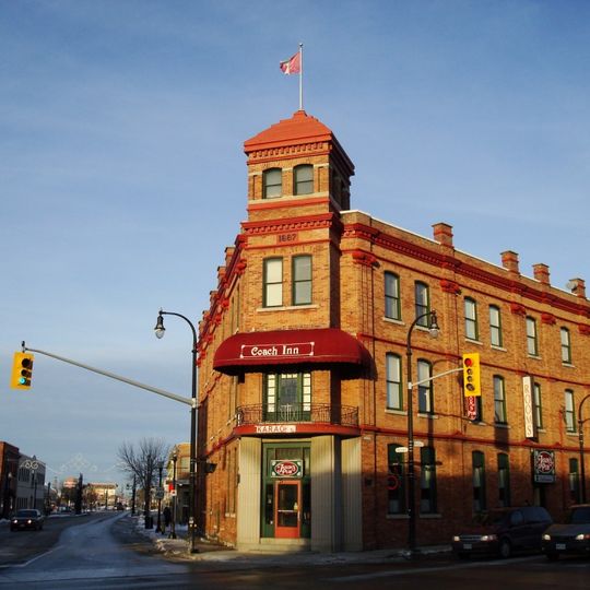 1005 2nd Avenue  East