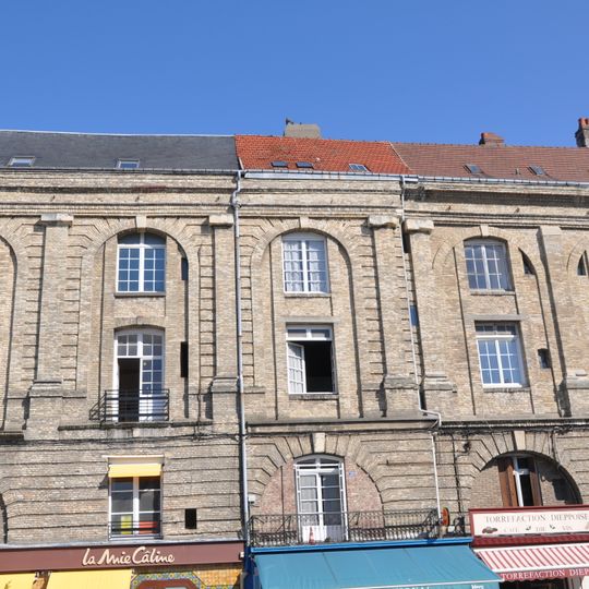 Immeubles, 22, 24 place Nationale