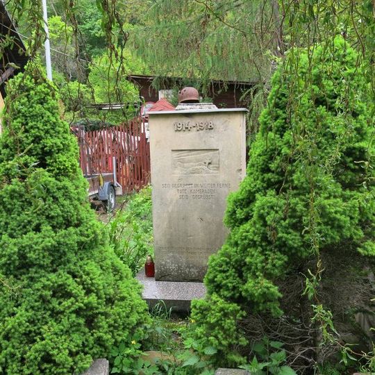 Pomník padlým v 1.světové válce v Bezručově ulici v Dubí u Teplic