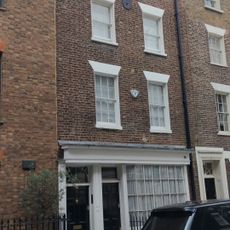 19, Bulstrode Street W1