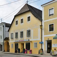 Aschach Kirchenplatz 5