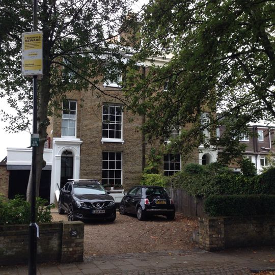 29 And 31, Southern Road N2