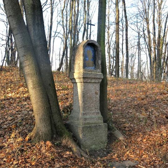 Kaplička X. zastavení křížové cesty na Křížovém vrchu u Frýdlantu