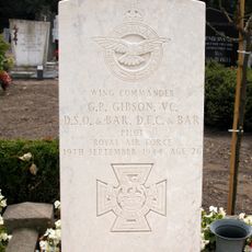 Monument op de R.K. begraafplaats