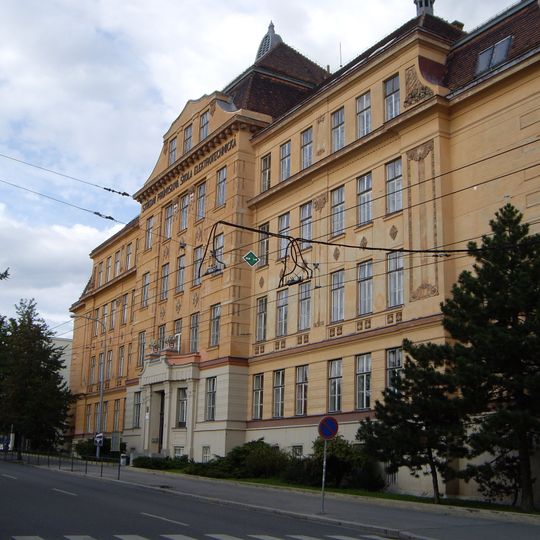 Mezlernejo de Elektrotekniko Brno