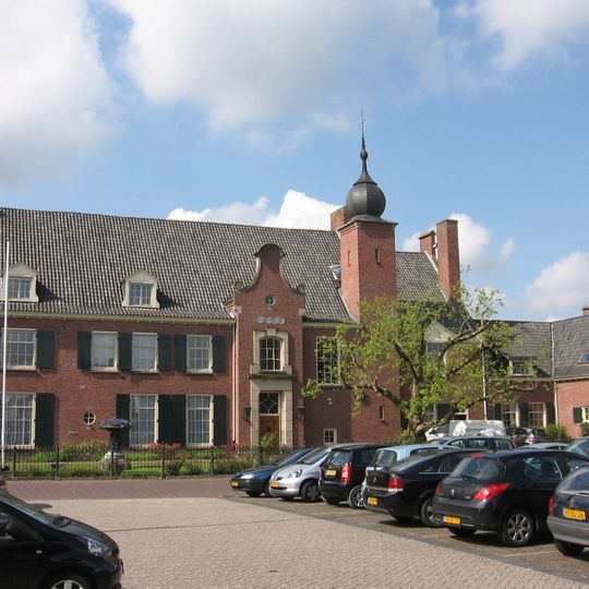 Villa Chartroise, Raamsdonksveer