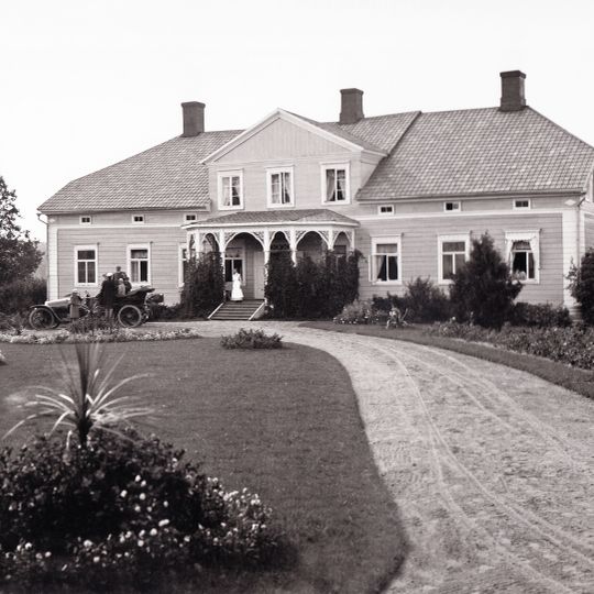 Seesta Manor