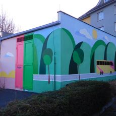 Mural at distribution substation in Novovysočanská street