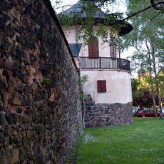 Sachgesamtheit Stadtbefestigung: Pulverturm mit Stadtmauerrest an der Nicolaistraße sowie Reste der Stadtmauer in den Grundstücken Dr.-Friedrichs-Ringe 6, 8, 14 und Katharinenstr. 44 Nicolaistraße -