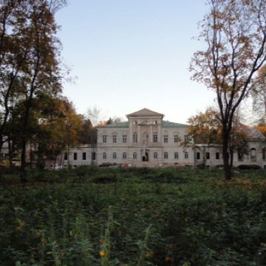 Stepanovskoye-Volosovo Estate