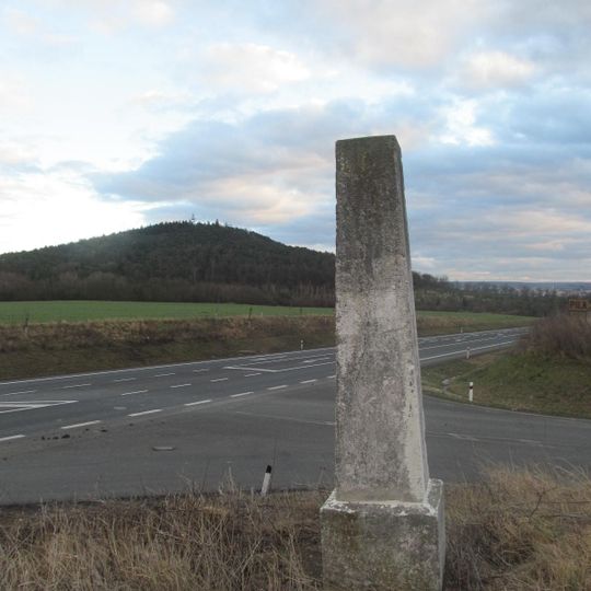Milník u Dobroměřic