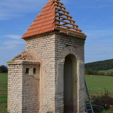 Kaplička Panny Marie Lurdské severozápadně od Soběchleb