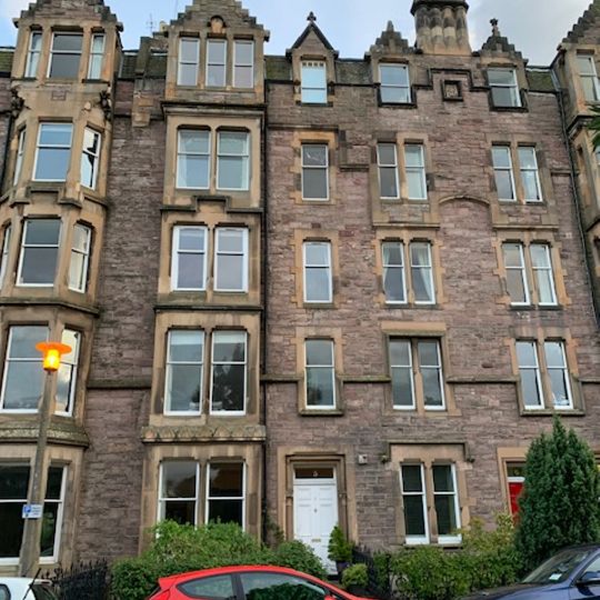 Edinburgh, Marchmont, 8, 9, 10 Warrender Park Terrace