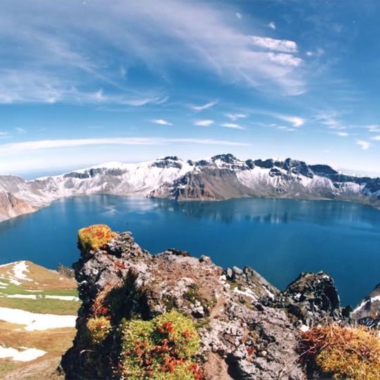 Heaven Lake