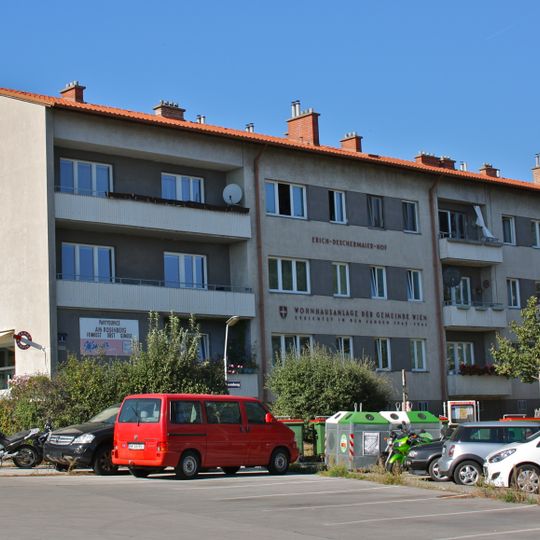 Erich-Deschermaier-Hof