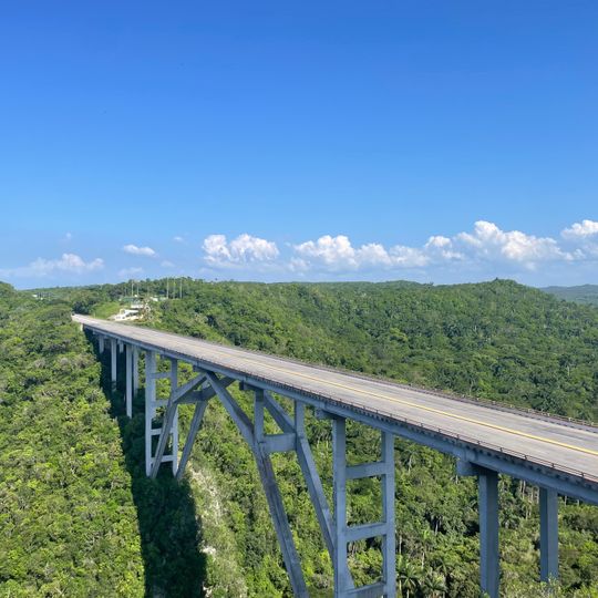 Ponte Bacunayagua