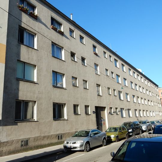 Wohnhausanlage der Gemeinde Wien Weißgasse 15-17