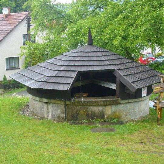 Kašna v ulici Na Městečku v Potštejně