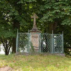 Kříž v Úhřeticích jihozápadní okraj obce