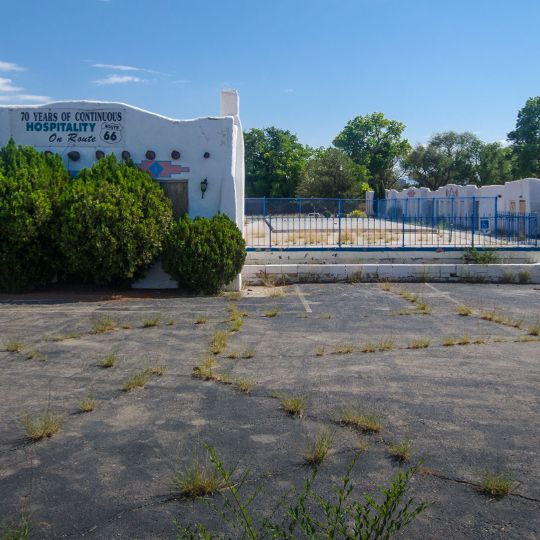 El Vado Motel