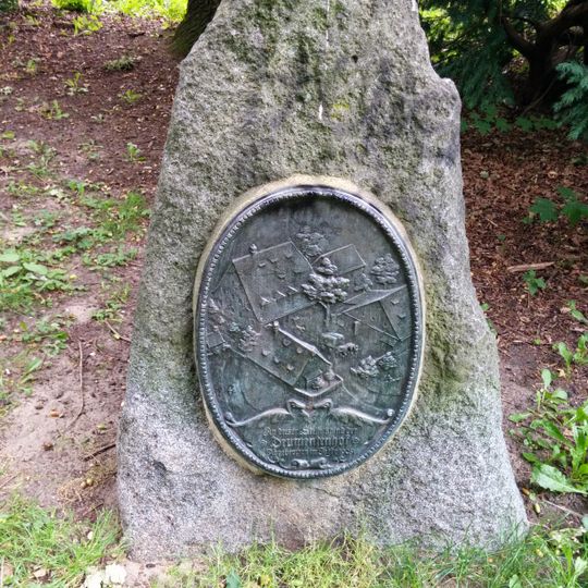 Gedenkstein für den abgegangenen Deumentenhof