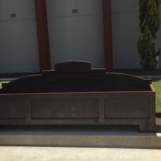 Bills horse trough reproduction, Griffith