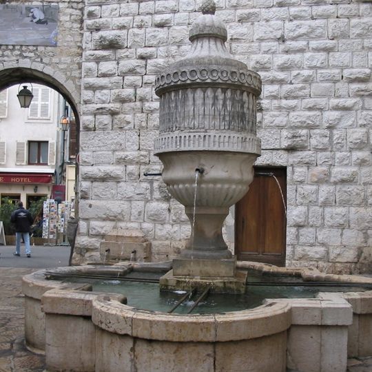 Fontaine du Peyra