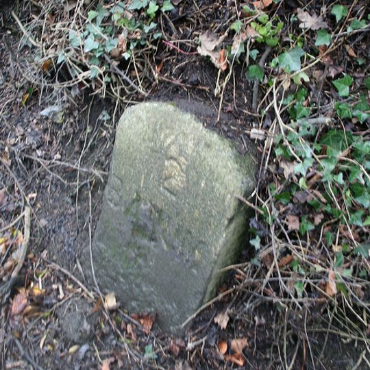 Milestone, Roundswell, S of Upcott Farm