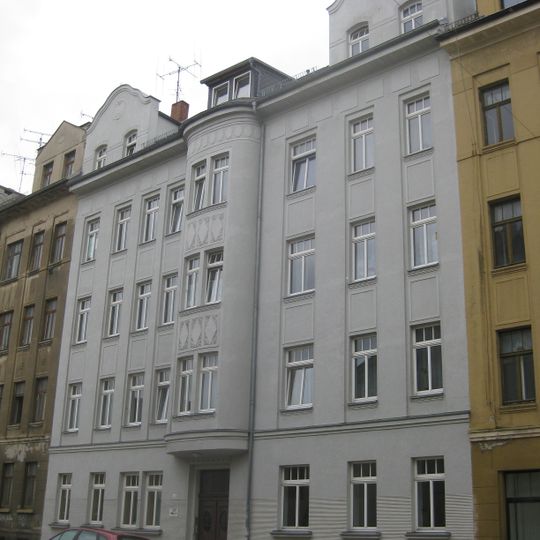 Mietshaus in geschlossener Bebauung; Gießerstraße 4