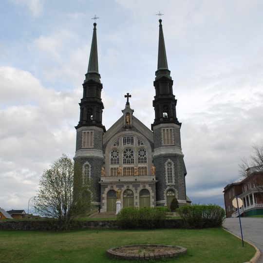Église Saint-Dominique de Jonquière