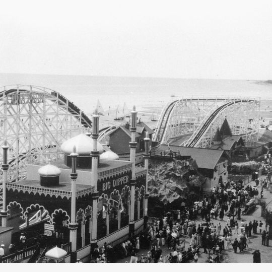 Luna Park Glenelg