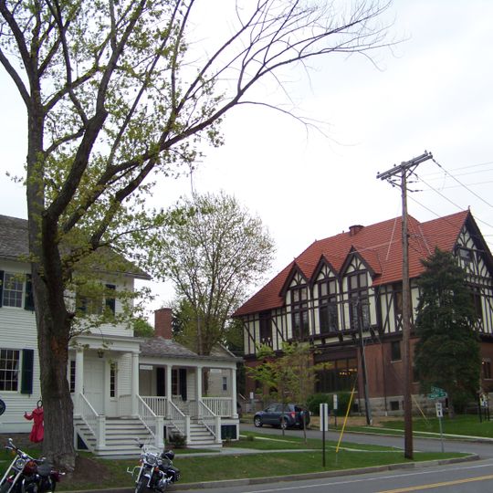 Aurora Village–Wells College Historic District