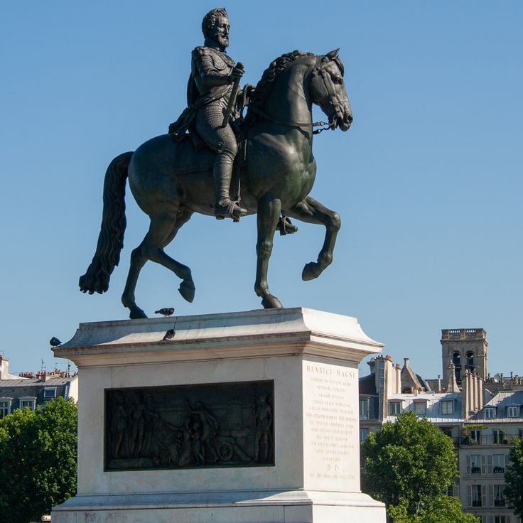 Equestrian statue of Henry IV