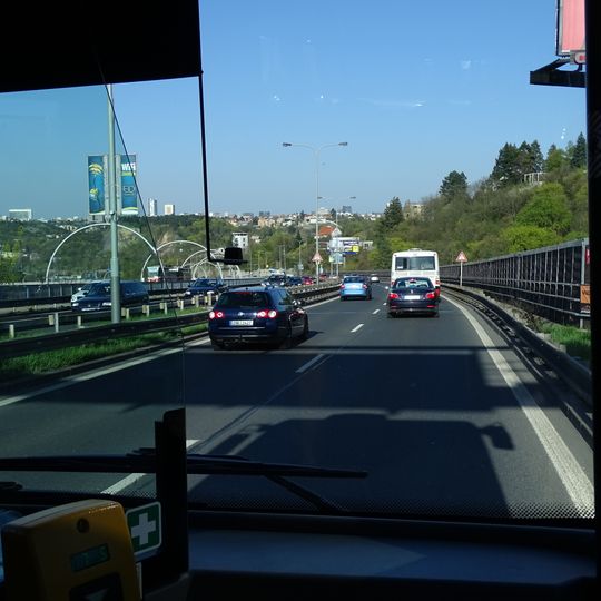 Most ulice K Barrandovu přes Růžičkovu rokli