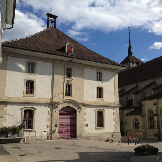 Grenier à blé et arsenal