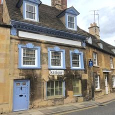 1, St George's Square